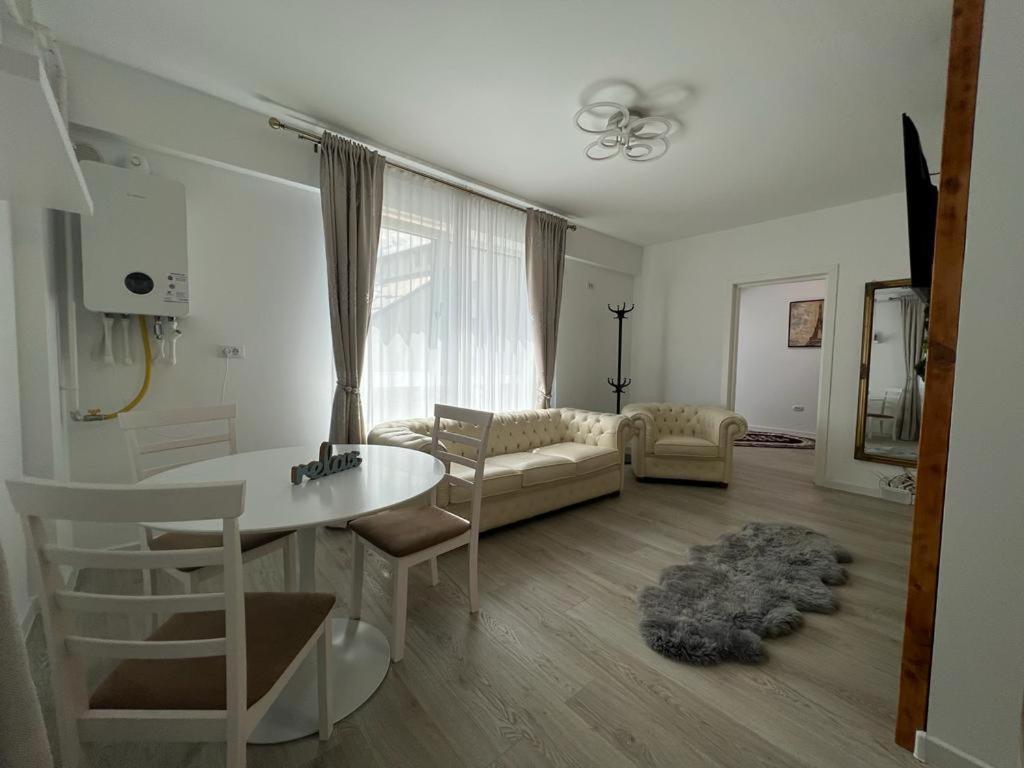 Cozy Accommodation Central City - Iasi Exterior photo