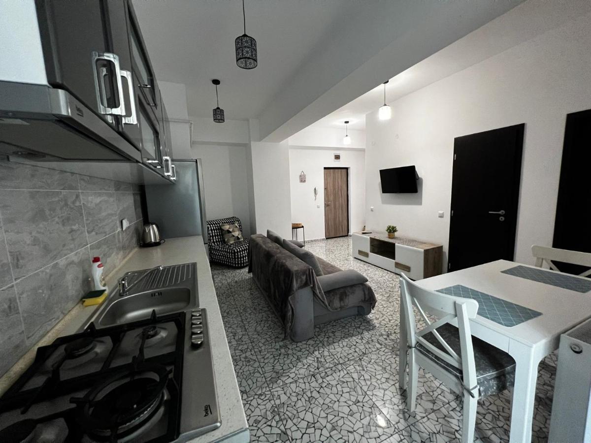 Cozy Accommodation Central City - Iasi Exterior photo