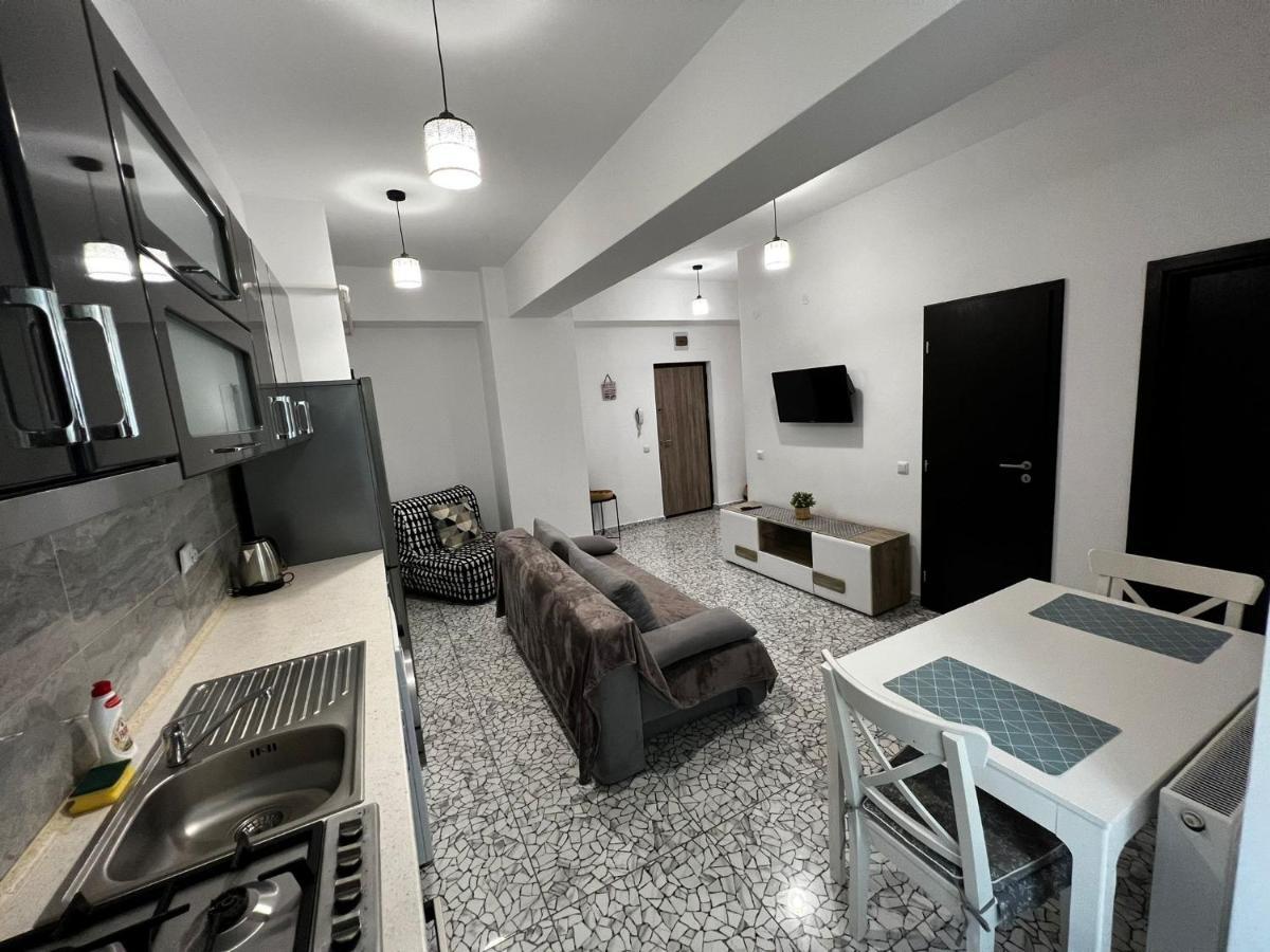 Cozy Accommodation Central City - Iasi Exterior photo