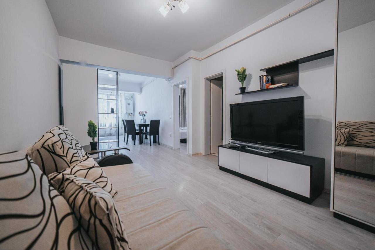 Cozy Accommodation Central City - Iasi Exterior photo