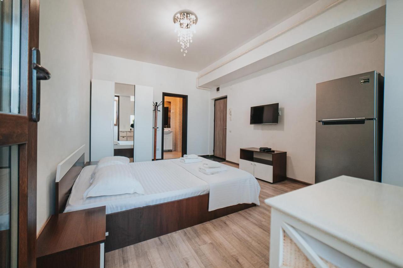 Cozy Accommodation Central City - Iasi Exterior photo