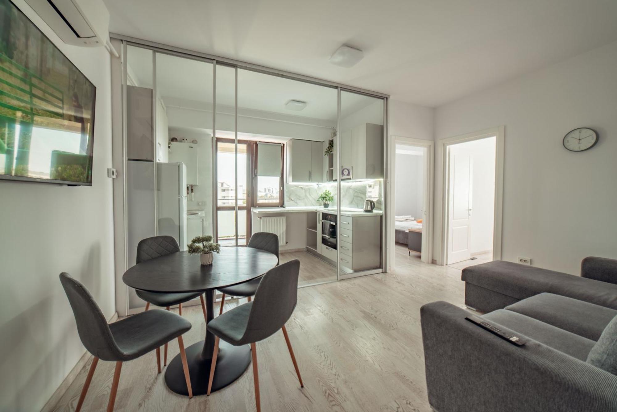 Cozy Accommodation Central City - Iasi Exterior photo