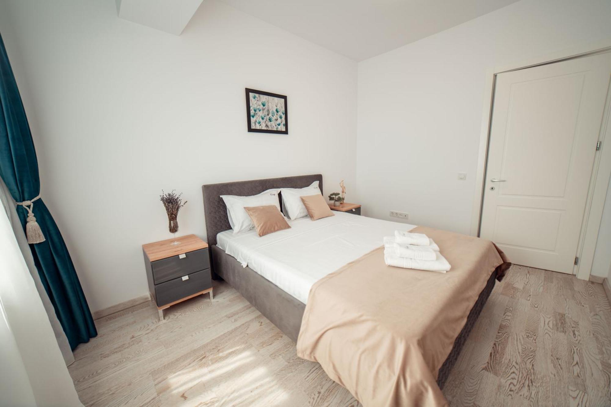 Cozy Accommodation Central City - Iasi Exterior photo